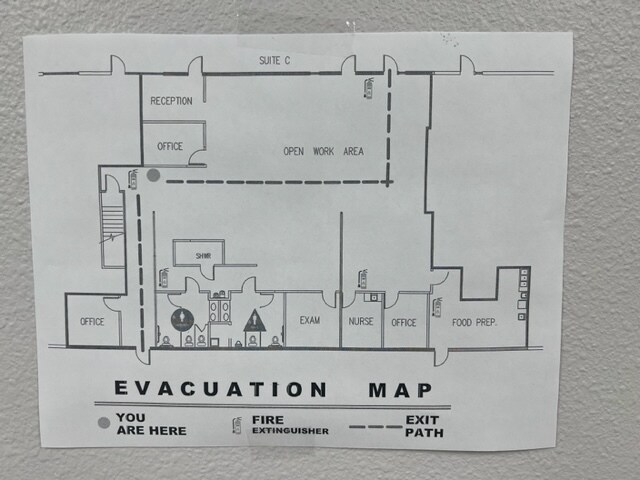 7237 E Southgate Dr, Sacramento, CA à louer - Photo du bâtiment - Image 2 de 14