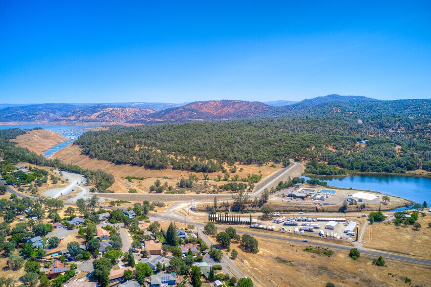 170 Kelly Ridge Rd, Oroville, CA à vendre - Photo du bâtiment - Image 2 de 45