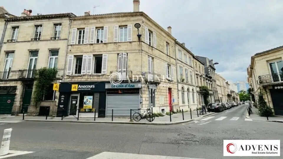 Retail in Bordeaux for lease Building Photo- Image 1 of 7