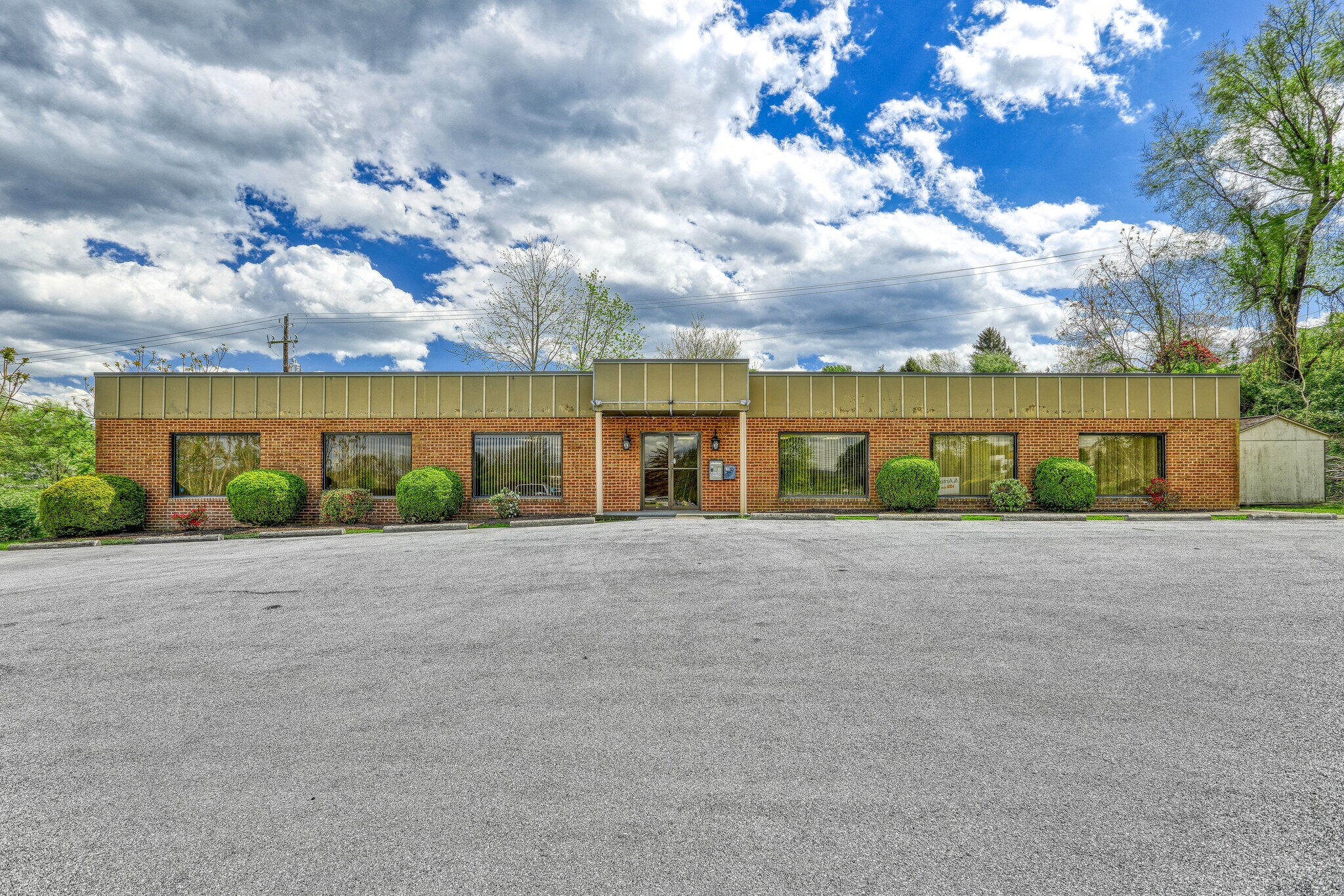 4051 Executive Park Dr, Harrisburg, PA for lease Building Photo- Image 1 of 17