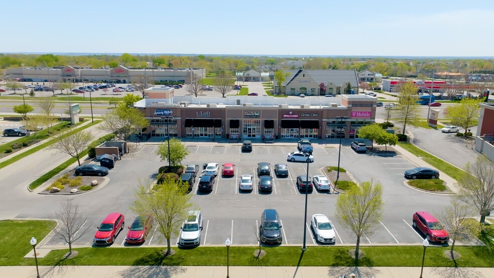 4801 W Bauer Farm Dr, Lawrence, KS for lease - Building Photo - Image 1 of 7