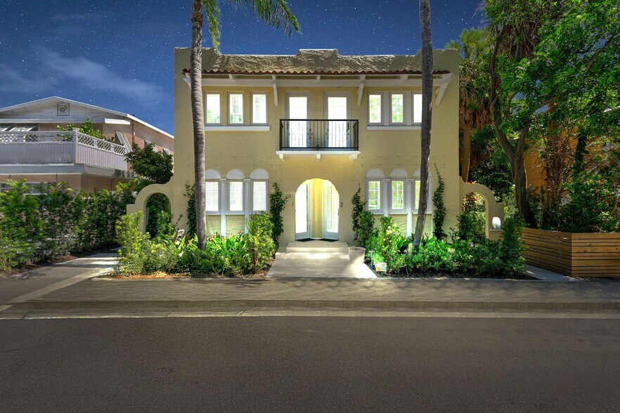 212 Oleander Ave, Palm Beach, FL à vendre - Photo du bâtiment - Image 2 de 62