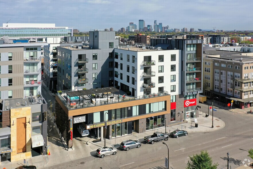 1300 W Lake St, Minneapolis, MN à louer - Aérien - Image 3 de 52