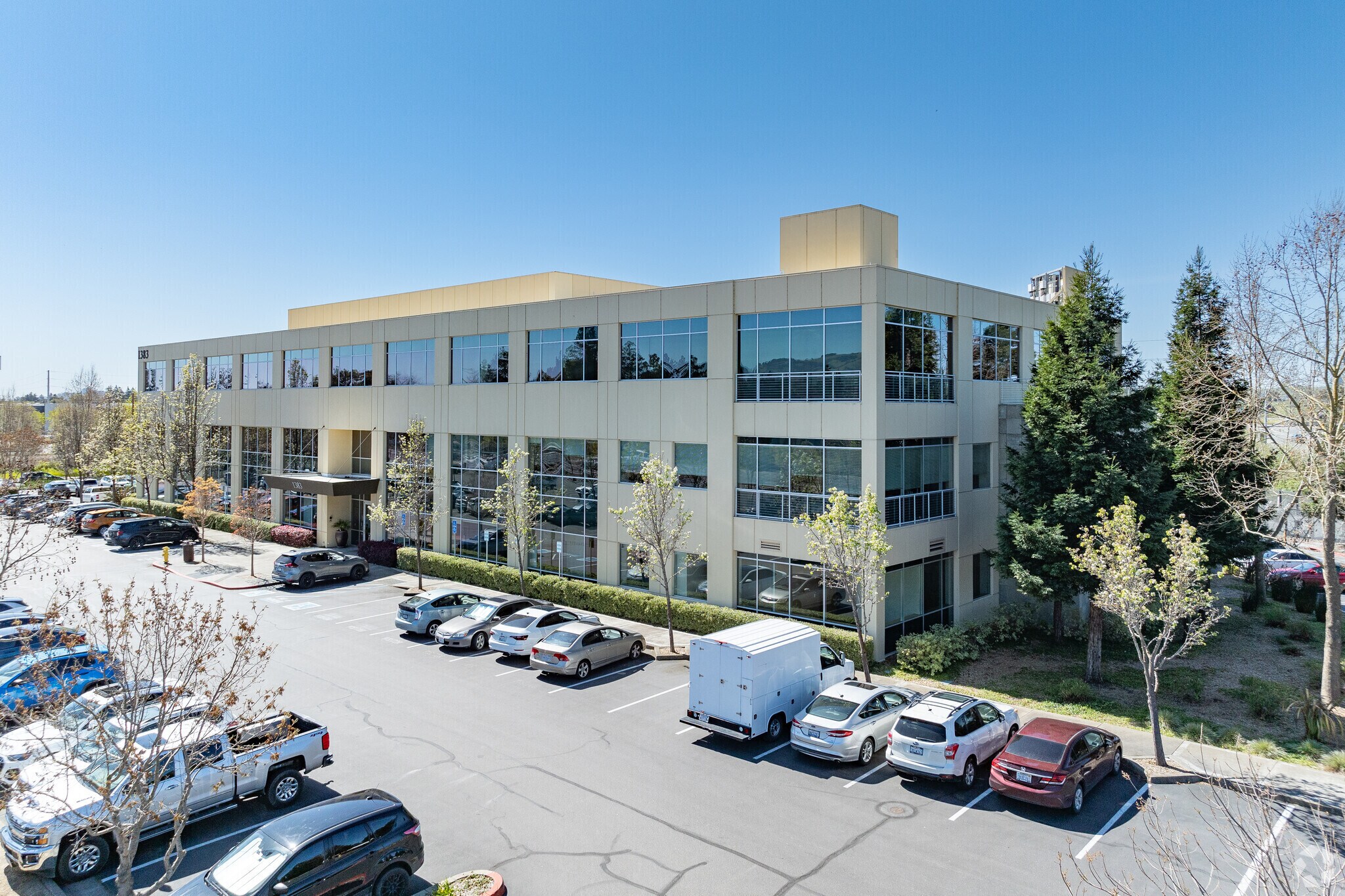 1383 N McDowell Blvd, Petaluma, CA for lease Building Photo- Image 1 of 12