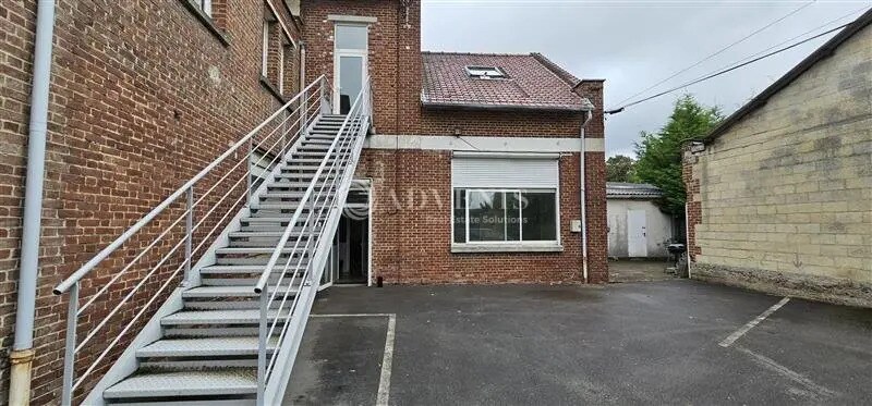 Office in Lille for lease - Building Photo - Image 2 of 6