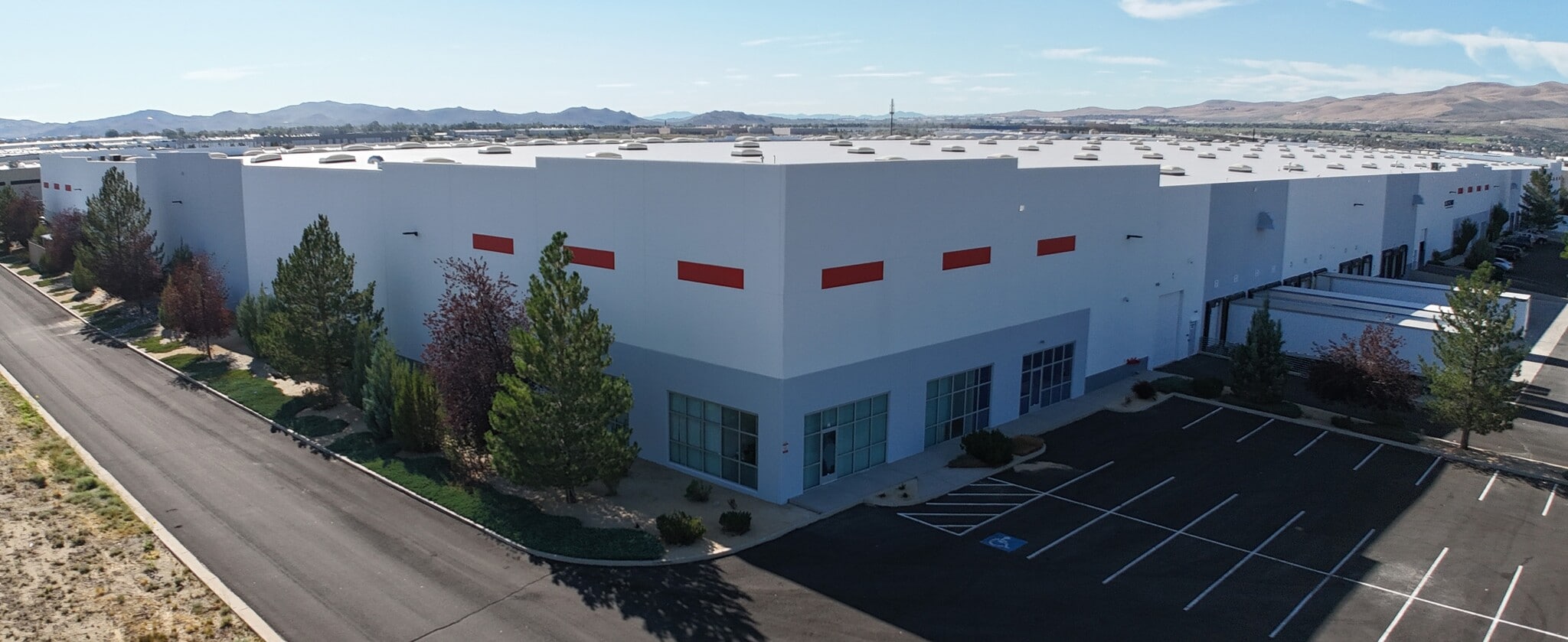 12995 Echo Ct, Reno, NV for lease Interior Photo- Image 1 of 4