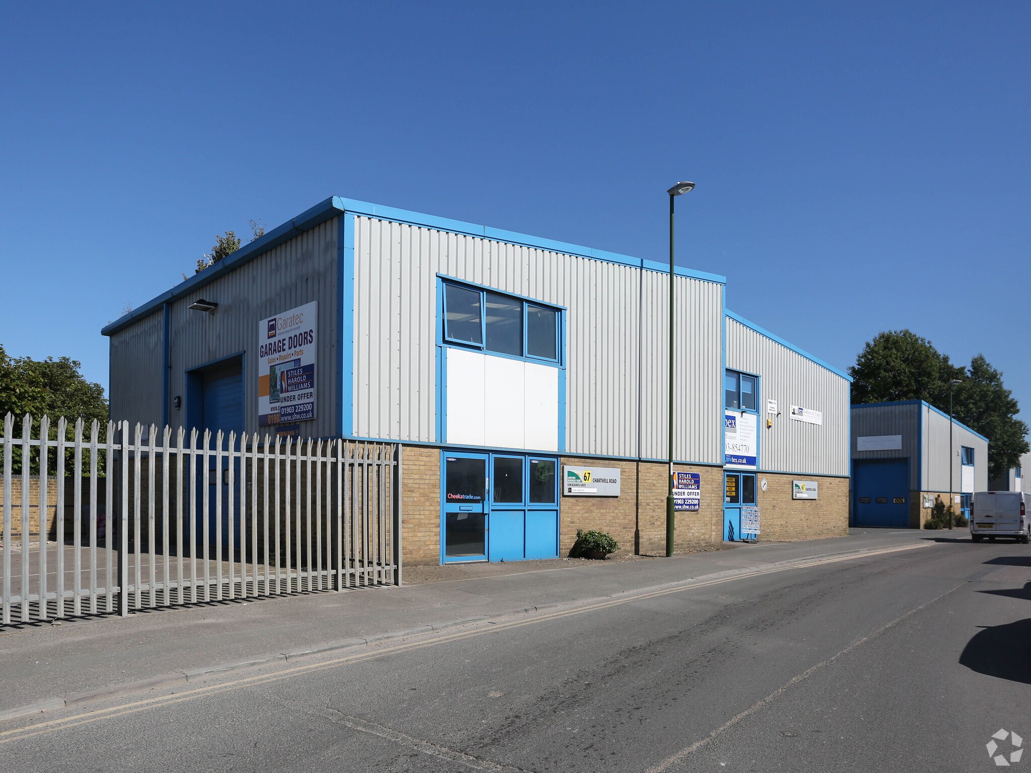 Chartwell Rd, Lancing à louer Photo principale- Image 1 de 3