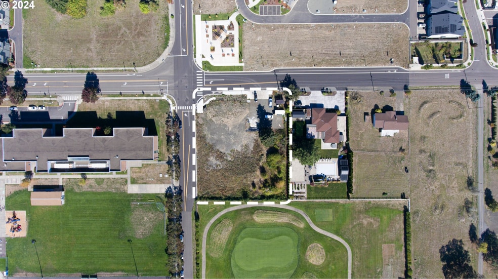 SE Davis Rd, Hillsboro, OR for sale - Building Photo - Image 3 of 11