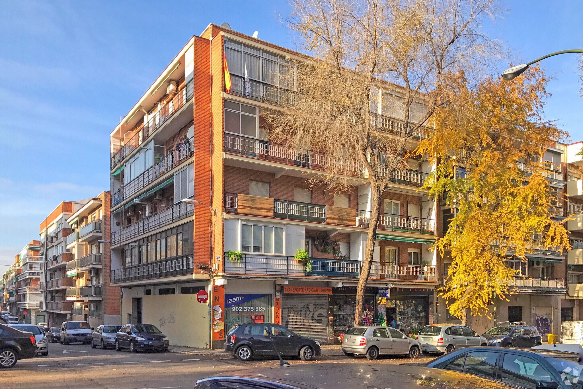 Commerce de détail dans Madrid, Madrid à louer Photo du bâtiment- Image 1 de 2