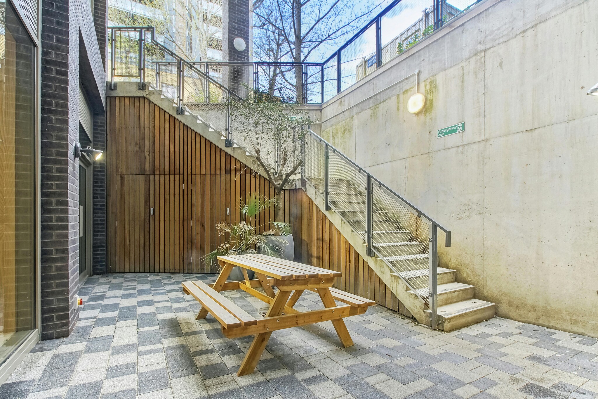 17-21 Wenlock Rd, Londres à louer Photo intérieure- Image 1 de 6