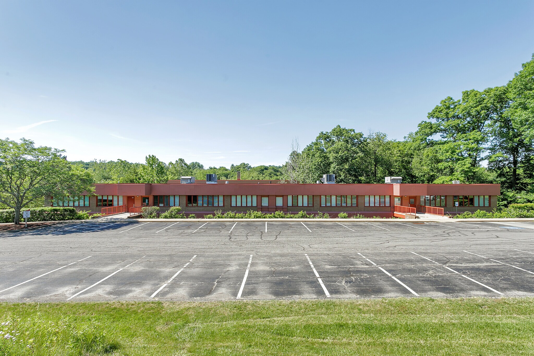 4200 Triangle Ln, Murrysville, PA à louer Photo du bâtiment- Image 1 de 23
