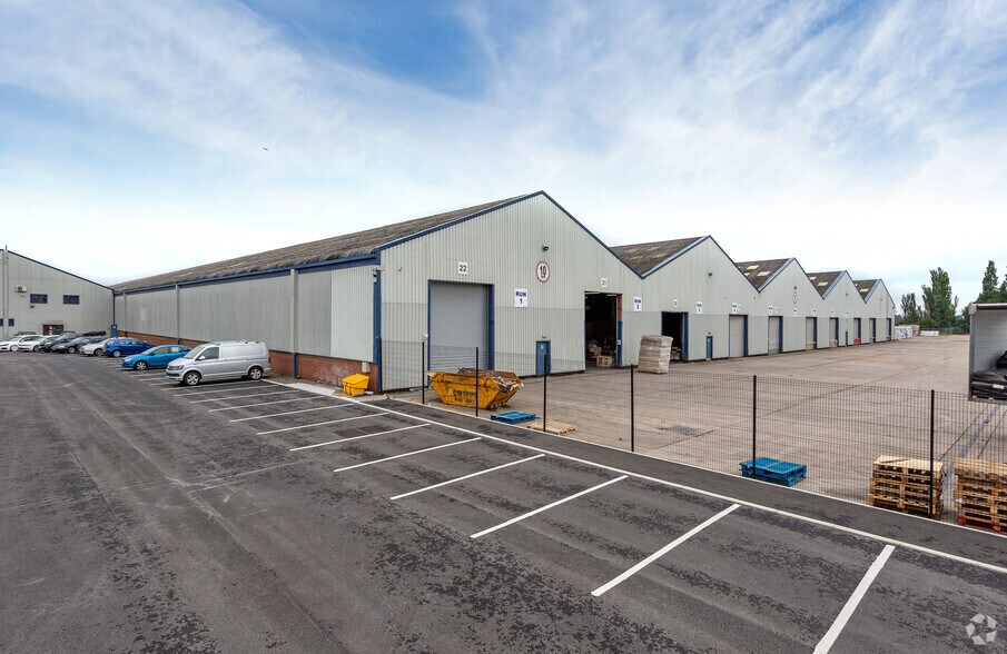 Wheatley Hall Rd, Doncaster à louer - Photo du bâtiment - Image 1 de 6