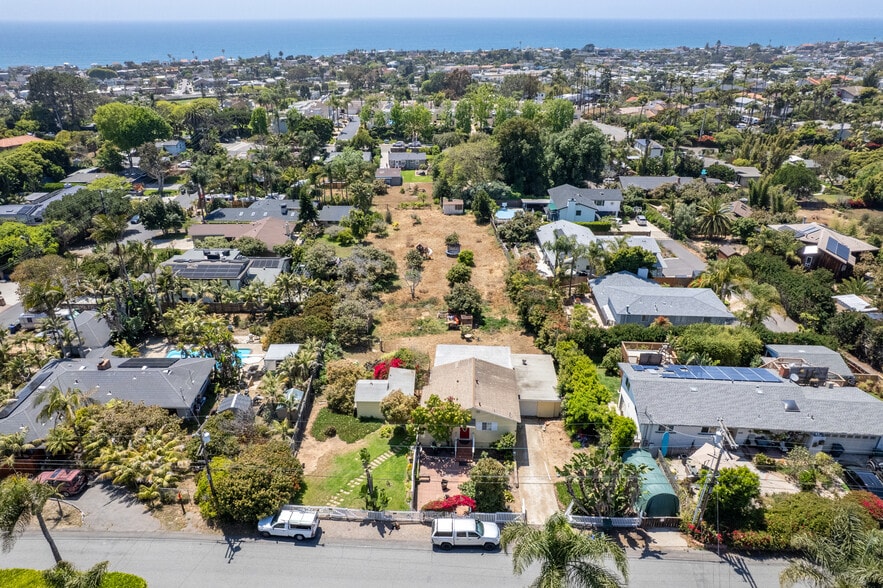 534 Ocean View Ave, Encinitas, CA for sale - Aerial - Image 3 of 7