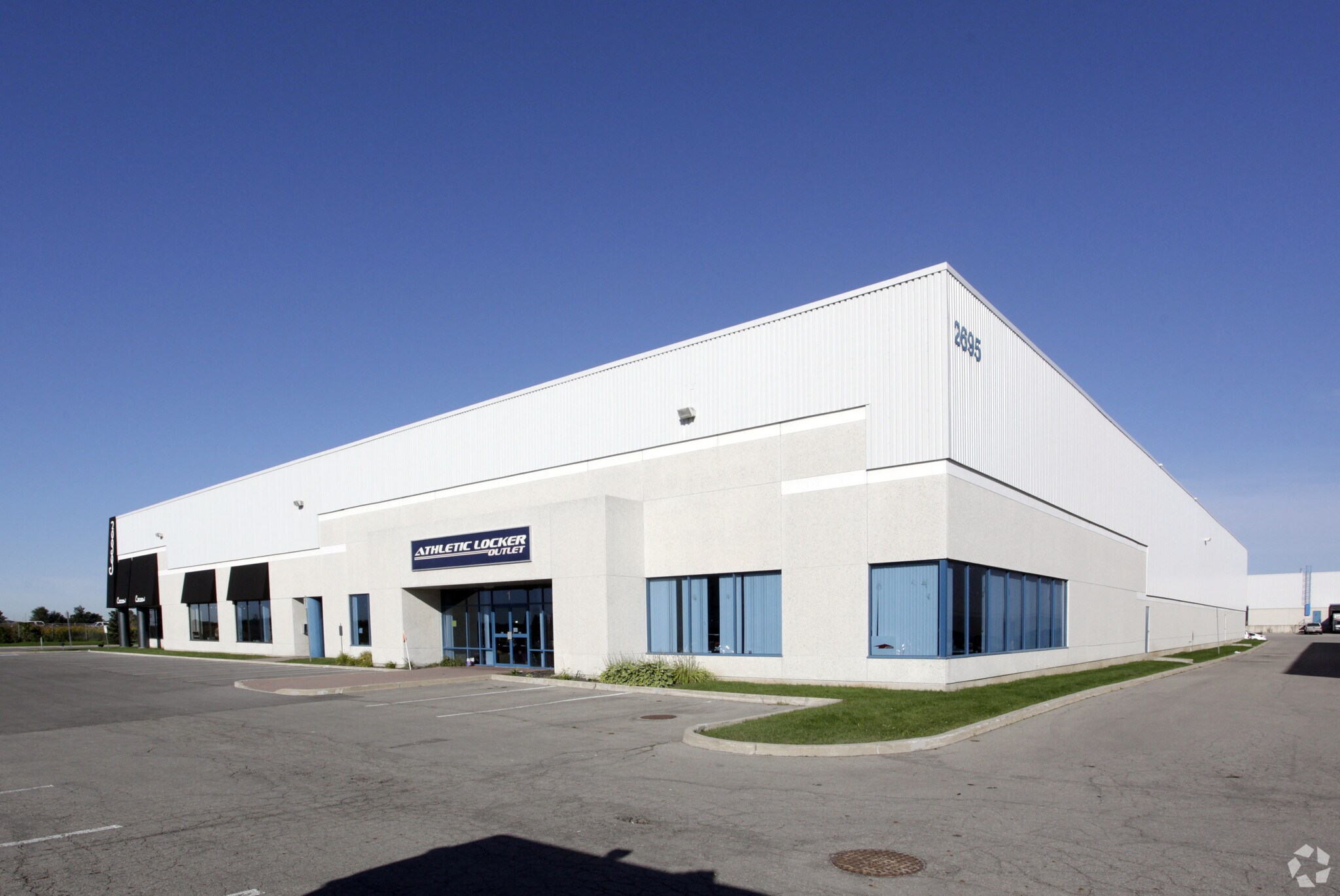 2695 Bristol Cir, Oakville, ON à vendre Photo principale- Image 1 de 1