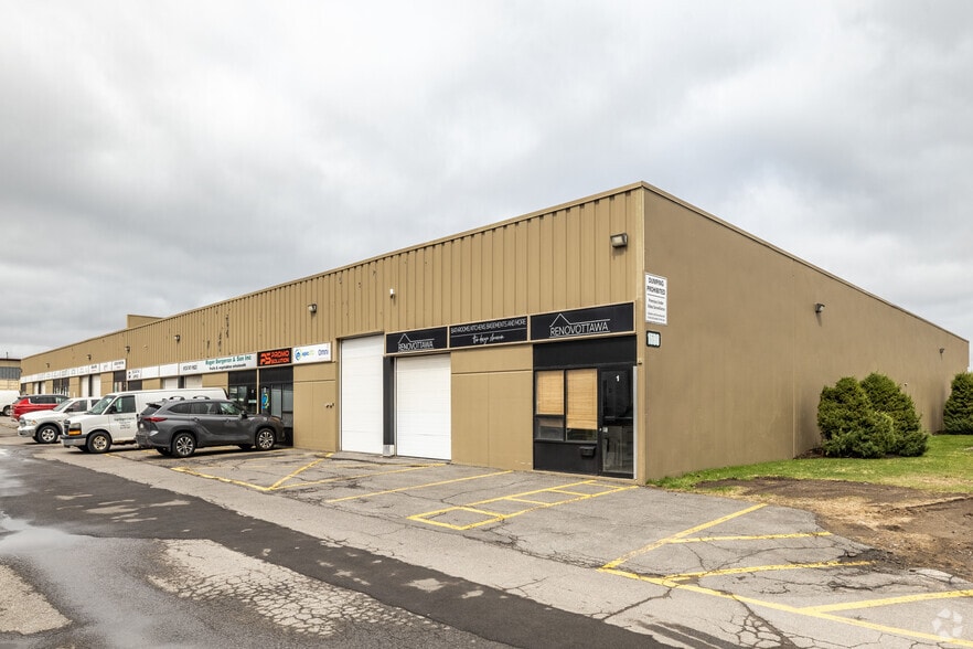 1590 Liverpool Crt, Ottawa, ON for lease - Primary Photo - Image 1 of 22