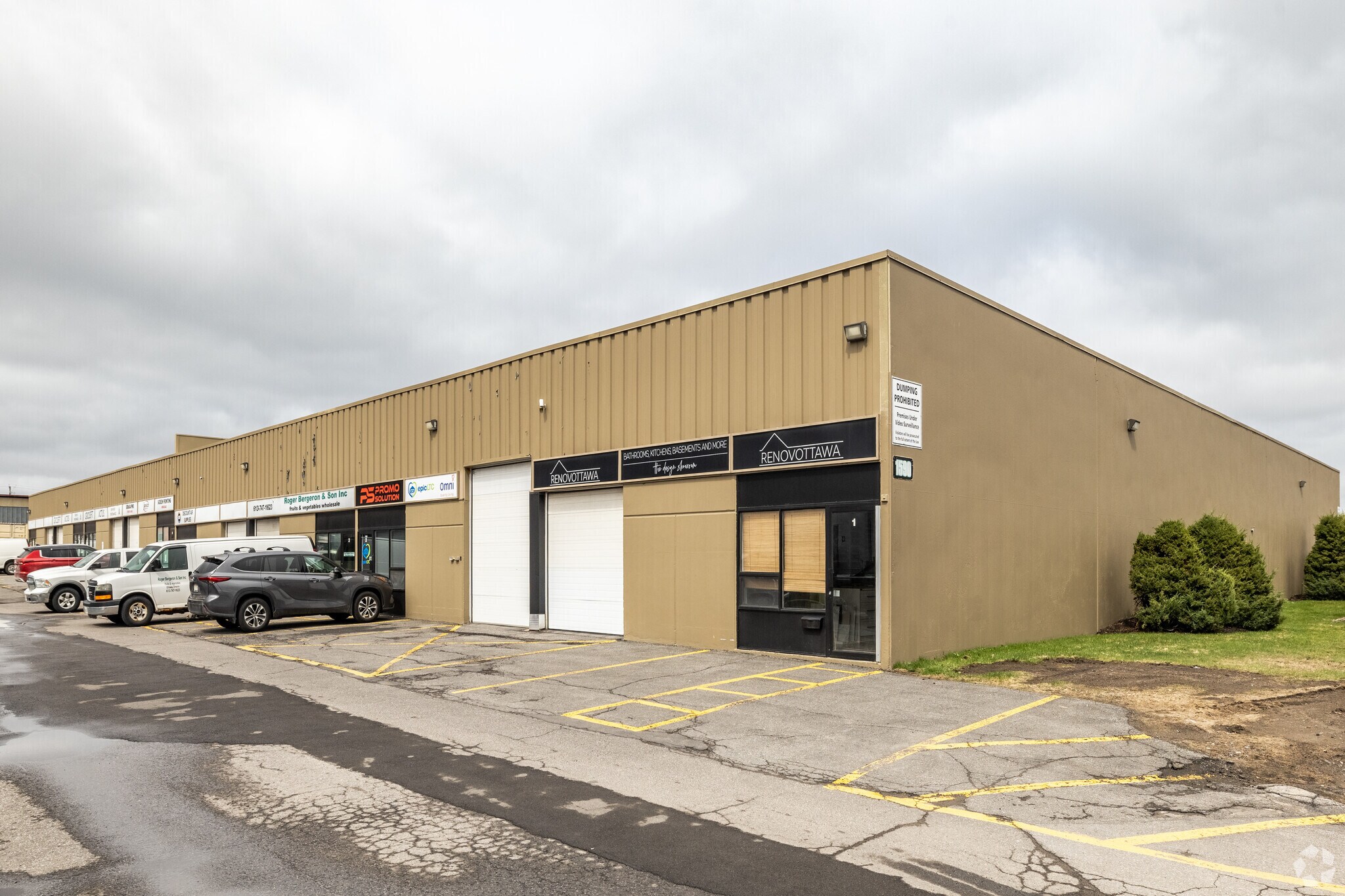 1590 Liverpool Crt, Ottawa, ON for lease Primary Photo- Image 1 of 23