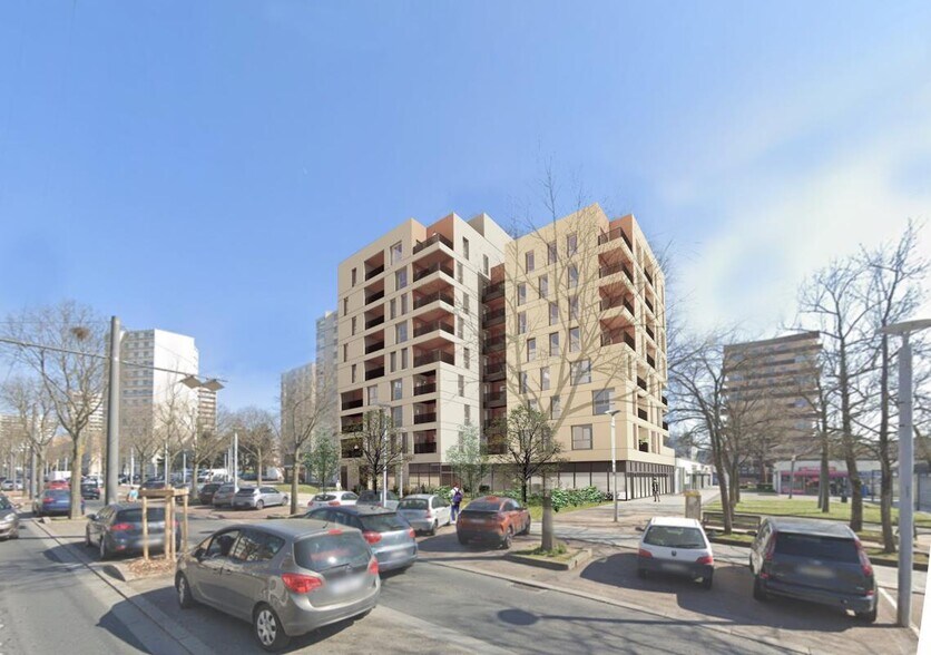 28 Avenue De L'Europe, Rillieux-la-Pape for lease - Building Photo - Image 3 of 4