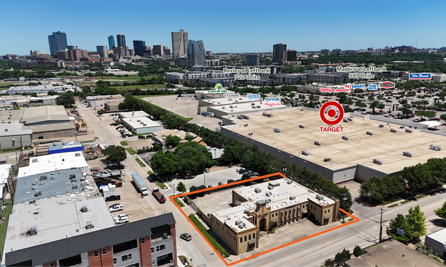 Plus de détails pour 251 Carroll St, Fort Worth, TX - Commerce de détail à louer