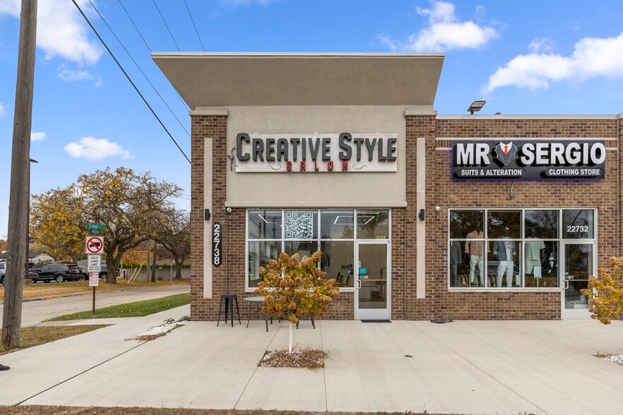 22738 Ford Rd, Dearborn Heights, MI for sale - Building Photo - Image 3 of 32