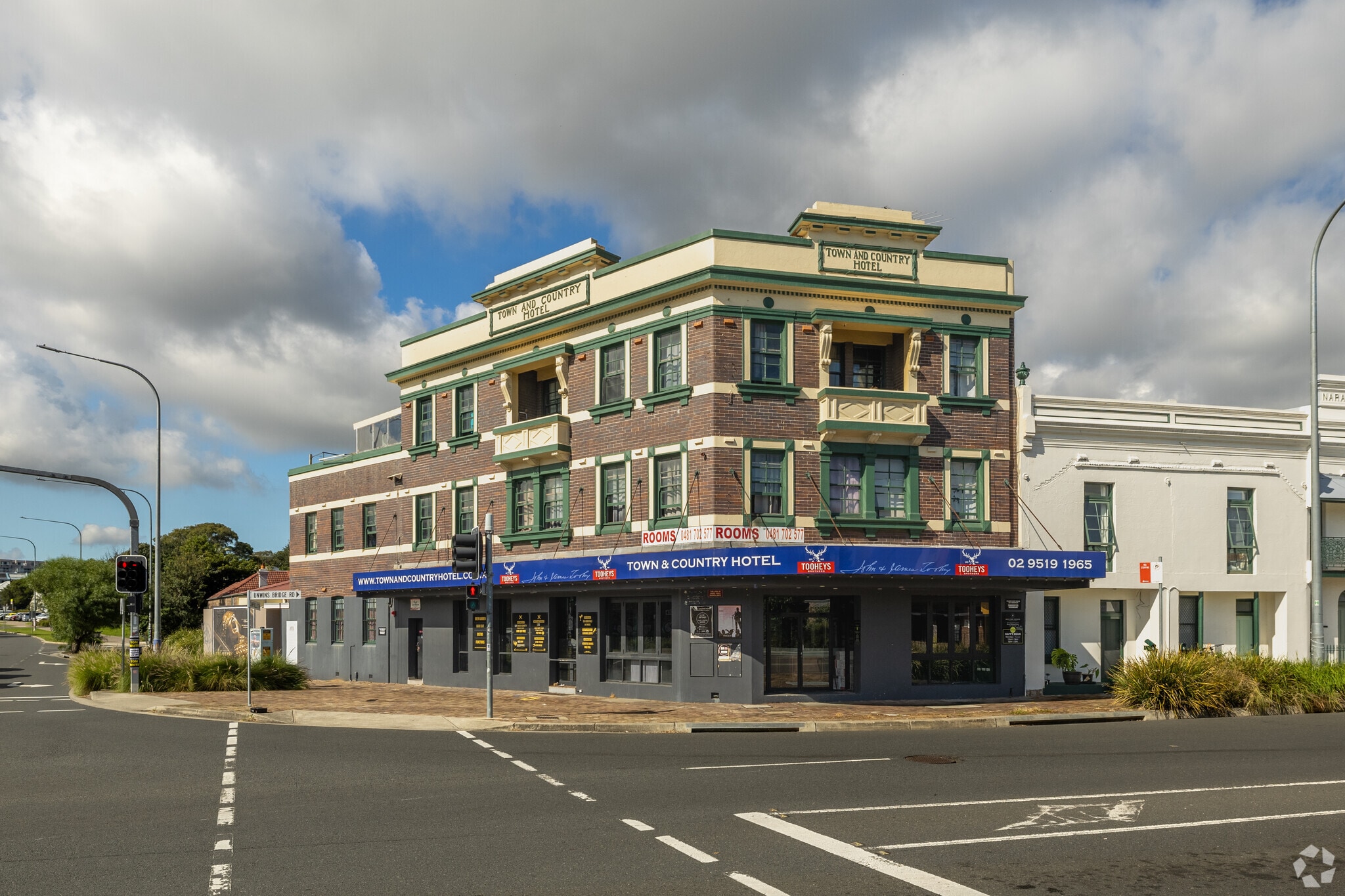 2 Unwins Bridge Rd, St Peters for sale Primary Photo- Image 1 of 7