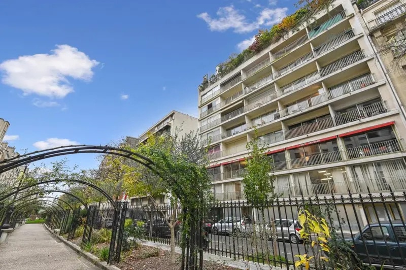 32 Boulevard Flandrin, Paris for sale - Building Photo - Image 1 of 22