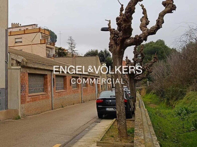 Industrial in Sant Martí de Tous, Barcelona for sale - Building Photo - Image 1 of 5