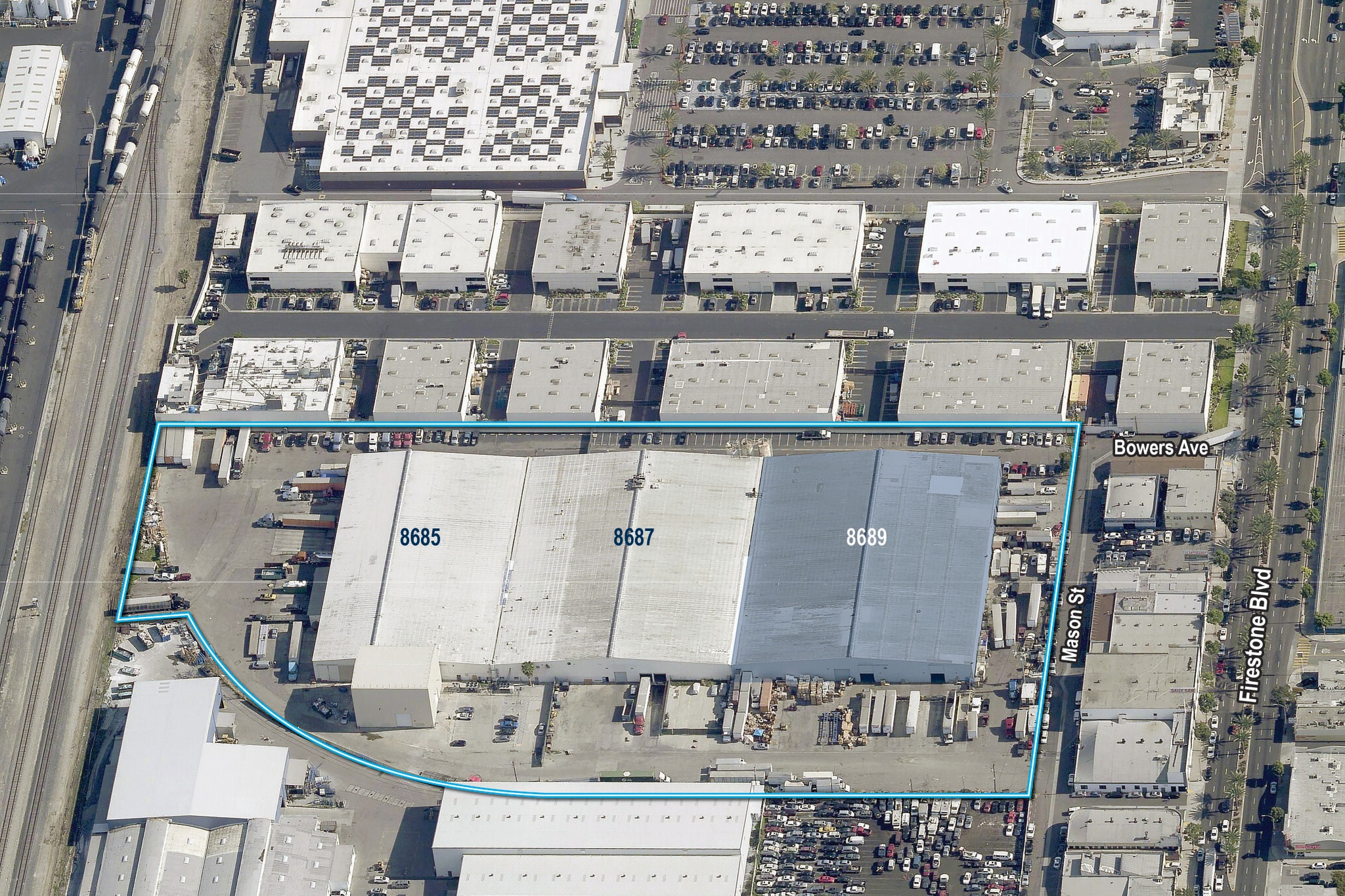 8685 Bowers Ave, South Gate, CA à vendre Photo du bâtiment- Image 1 de 1