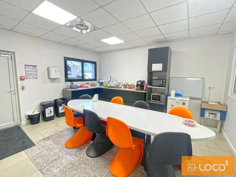 15 Avenue Larrieu Thibaud, Toulouse for lease - Building Photo - Image 3 of 11