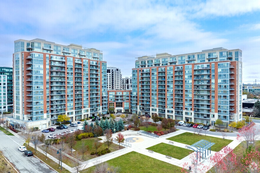 3601 Highway 7 E, Markham, ON à vendre - Photo du bâtiment - Image 2 de 3