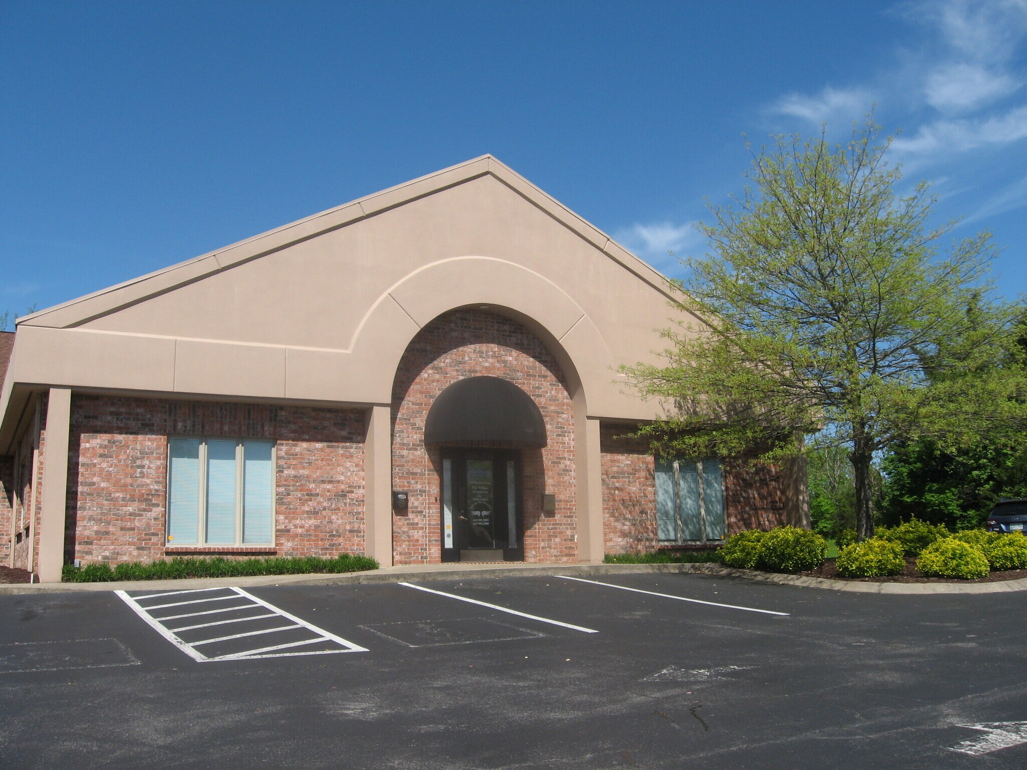 2518-2528 N Mount Juliet Rd, Mount, Mount Juliet, TN for lease Interior Photo- Image 1 of 6