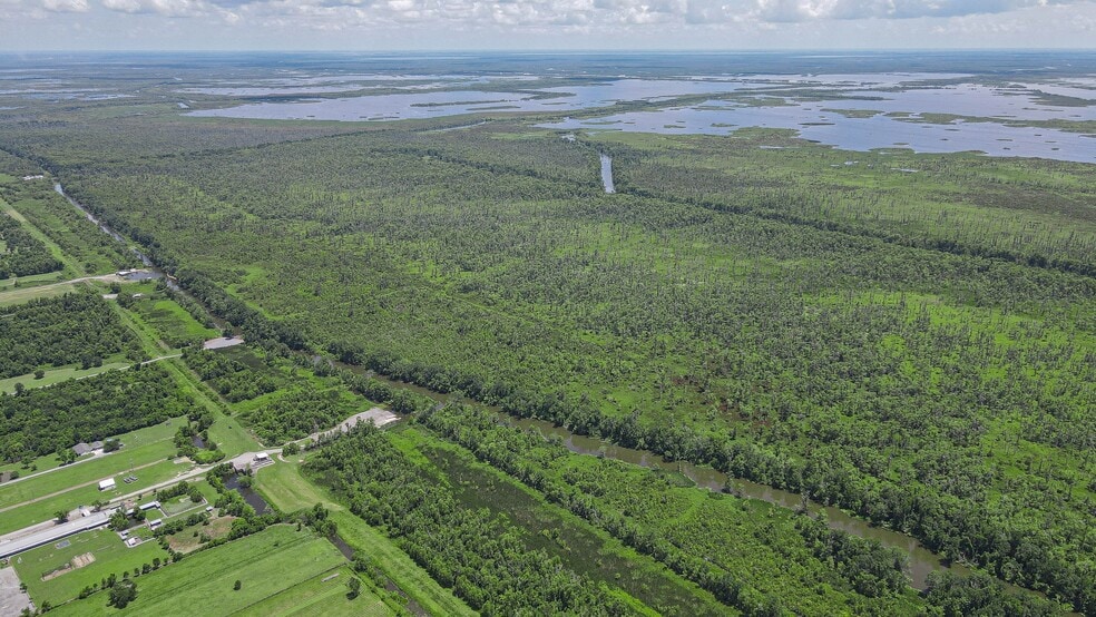 Bayou Black Drive, Gibson, LA for sale - Primary Photo - Image 1 of 5