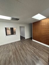 3721 W Michigan Ave, Lansing, MI à louer Photo du bâtiment- Image 1 de 10