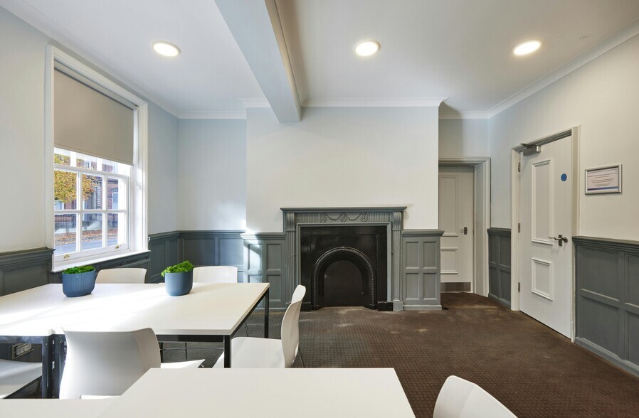 10 Clifton, York à vendre - Photo du bâtiment - Image 2 de 7