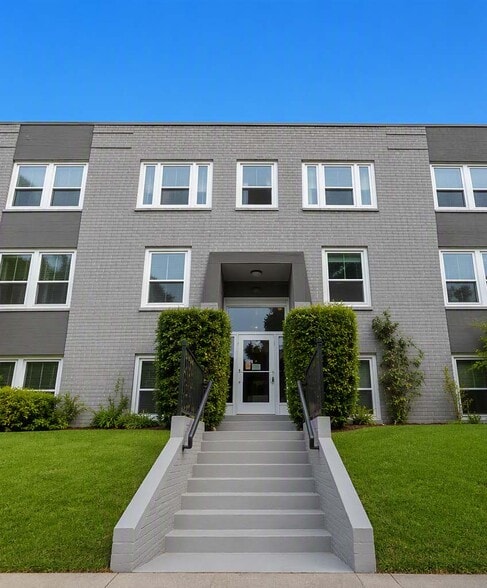 1235 Burnaby St, Vancouver, BC for sale - Building Photo - Image 3 of 6