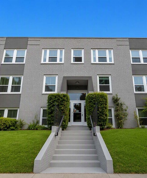 1235 Burnaby St, Vancouver, BC à vendre - Photo du bâtiment - Image 3 de 6