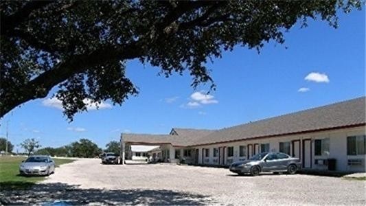 1075 US Highway 87 E, Eden, TX à vendre - Photo du bâtiment - Image 1 de 1