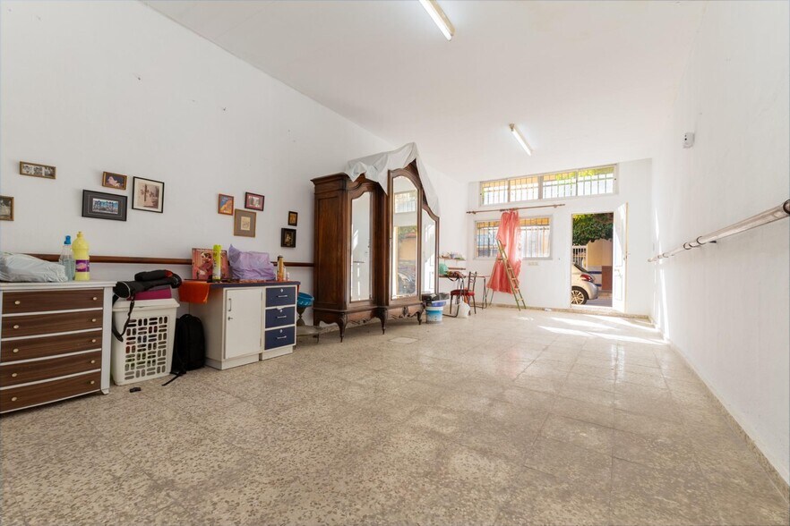 Calle Mirasierra, 3, Fuengirola, Málaga à vendre - Photo du bâtiment - Image 2 de 16