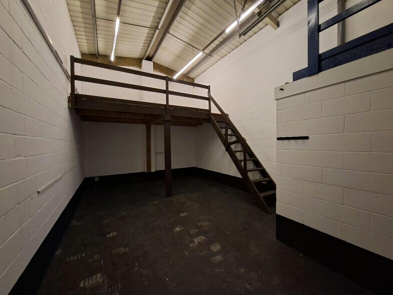 Newark Rd, New Ollerton à louer - Photo du bâtiment - Image 2 de 6