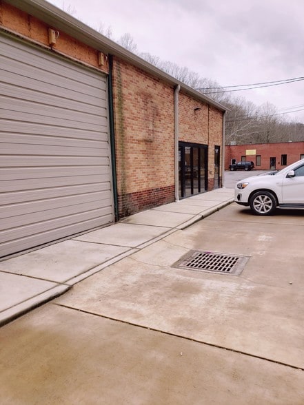 1262-1268 Greenbrier St, Charleston, WV for sale - Building Photo - Image 3 of 7