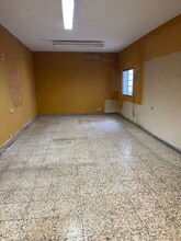 Bureau dans Fuenlabrada, Madrid à louer Photo intérieure- Image 2 de 3