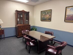 1700 66th St N, Saint Petersburg, FL for lease Interior Photo- Image 2 of 5