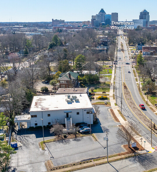 720 Summit Ave, Greensboro, NC for sale - Building Photo - Image 3 of 4