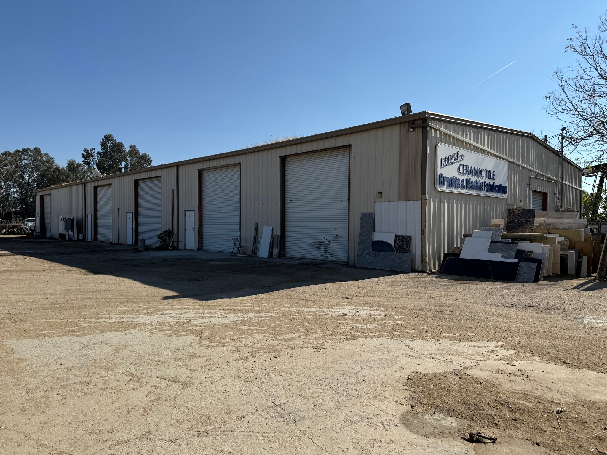 3504 Standard St, Bakersfield, CA à louer Photo principale- Image 1 de 2