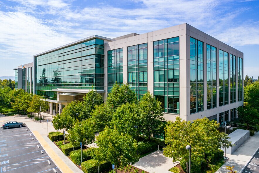 3355 Scott Blvd, Santa Clara, CA à louer - Photo du bâtiment - Image 2 de 11