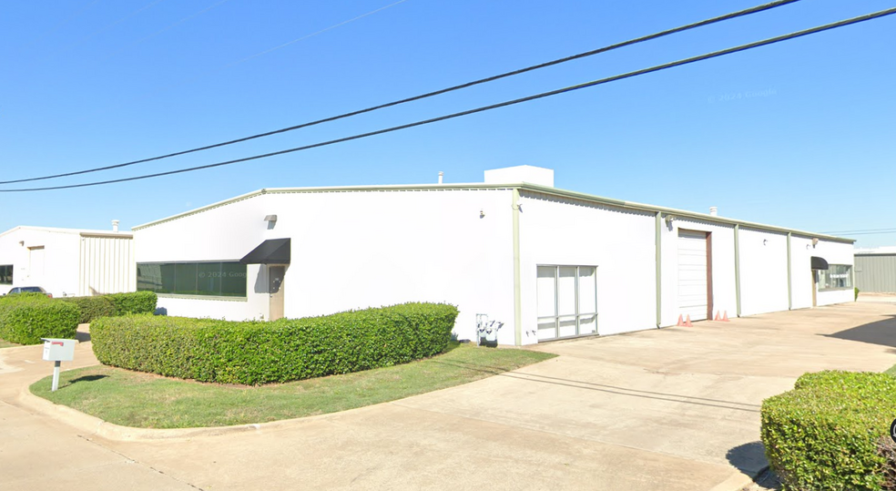 4750 Ratliff Ln, Addison, TX for lease - Building Photo - Image 1 of 3