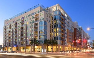 Plus de détails pour 1360 W University Ave, Gainesville, FL - Commerce de détail à louer