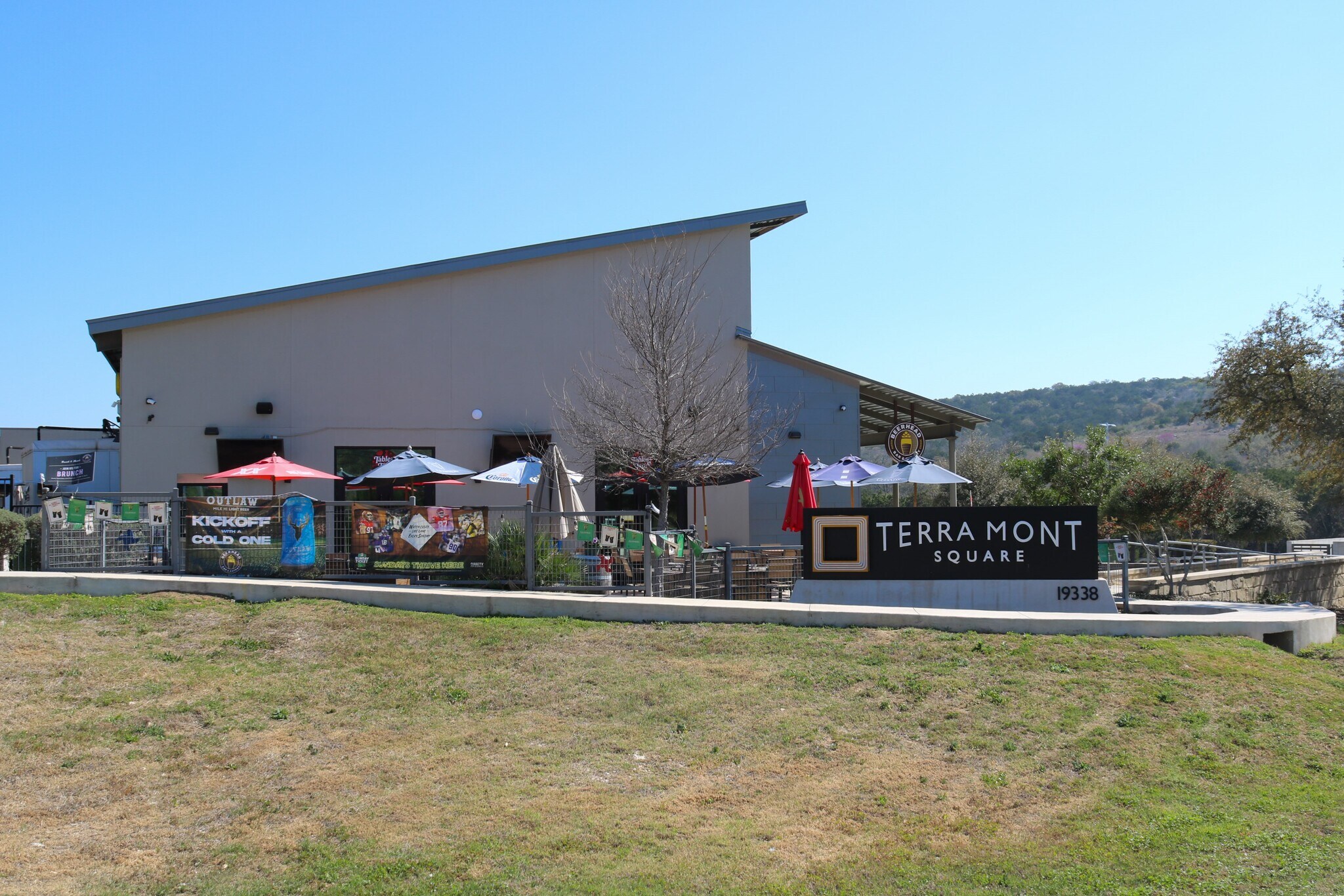 Babcock And Huermann Rd, San Antonio, TX à louer Photo principale- Image 1 de 2