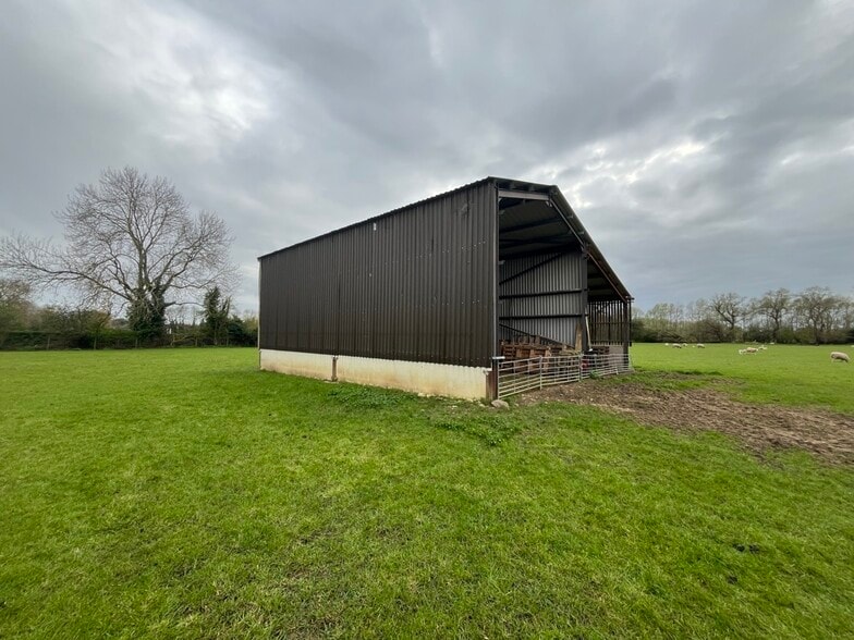 Hollywell Ferry Rd, Fen Drayton for sale - Building Photo - Image 3 of 3