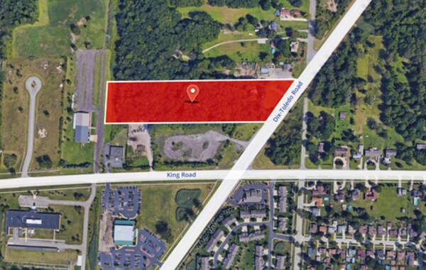 20874 Dix-Toledo Rd, Brownstown Township, MI à vendre - Photo du bâtiment - Image 1 de 1