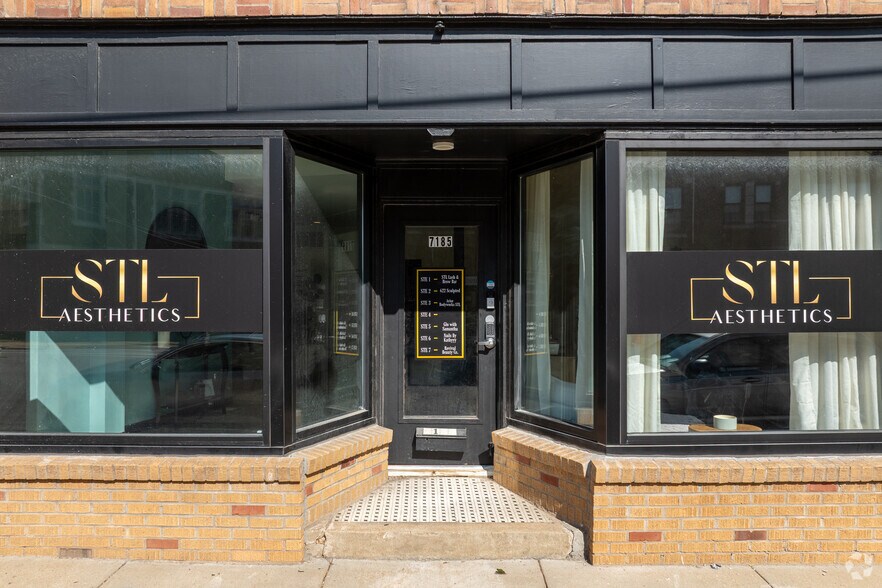 7185 Manchester Rd, Maplewood, MO for lease - Building Photo - Image 1 of 19